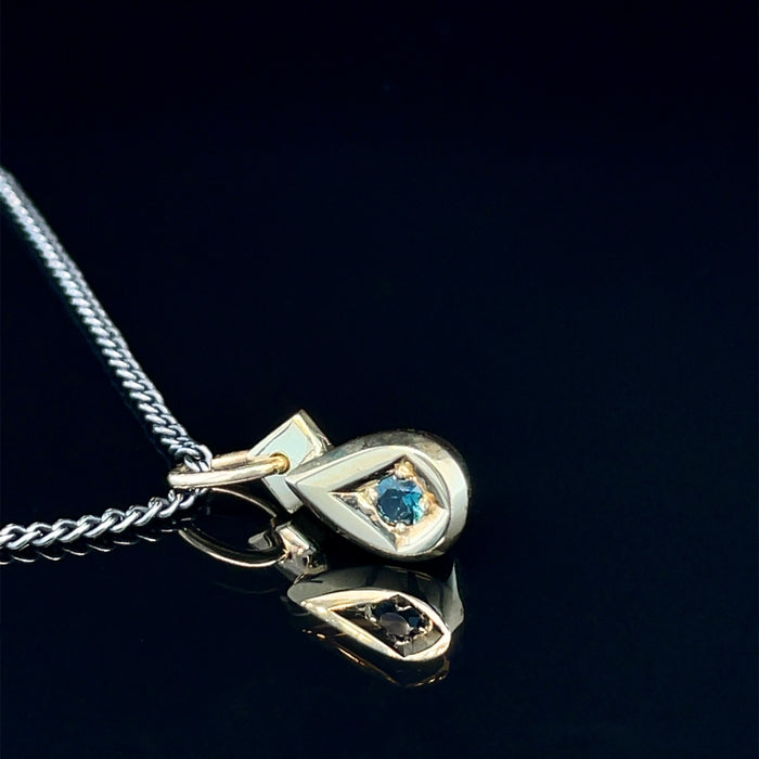 Sapphire Set in 9ct Gold Pendant