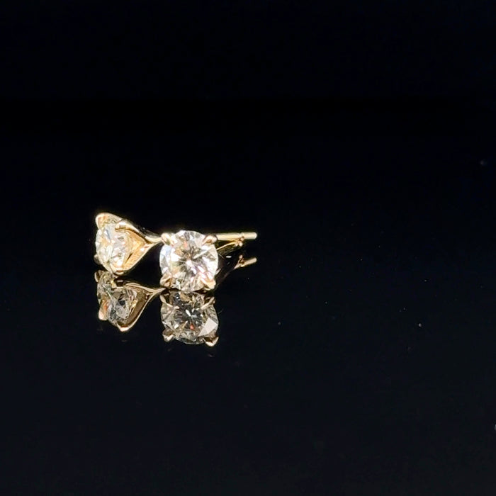 18ct Yellow Gold Diamond Claw Studs