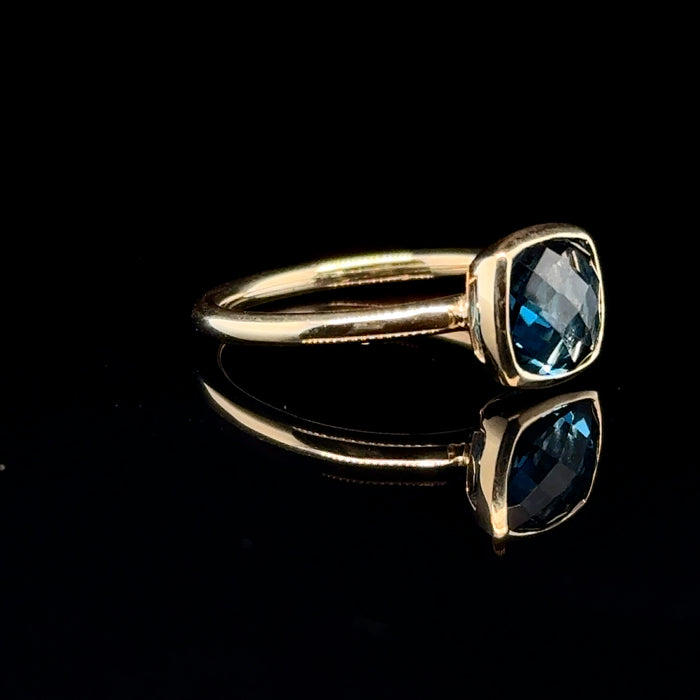 Yellow Gold Blue Topaz Ring