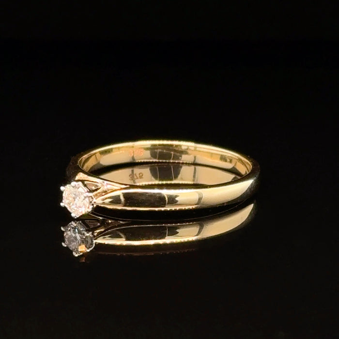 9ct Gold and Diamond Ring