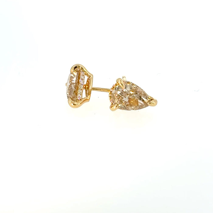 18ct Gold Pear Shaped Diamond Earrings